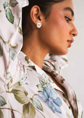 A model in Floral Nova silk pajama set – floral women’s nightwear by LaRosa
closeup