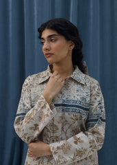 LaRosa Summer Dreams Edeline neutral-toned cotton nightwear for women, styled as a printed co-ord with classic button-down shirt and soft trousers.
closeup