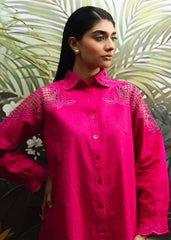 LaRosa Summer Dreams Lacey Shocking pink cotton loungewear for women, styled as a bright co-ord with embroidered hems and relaxed fit.
Close up