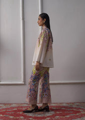 LaRosa Summer Dreams Kathleen printed cotton nightwear set for women, featuring a soft pastel co-ord with floral embroidery and lapel collar.
side view