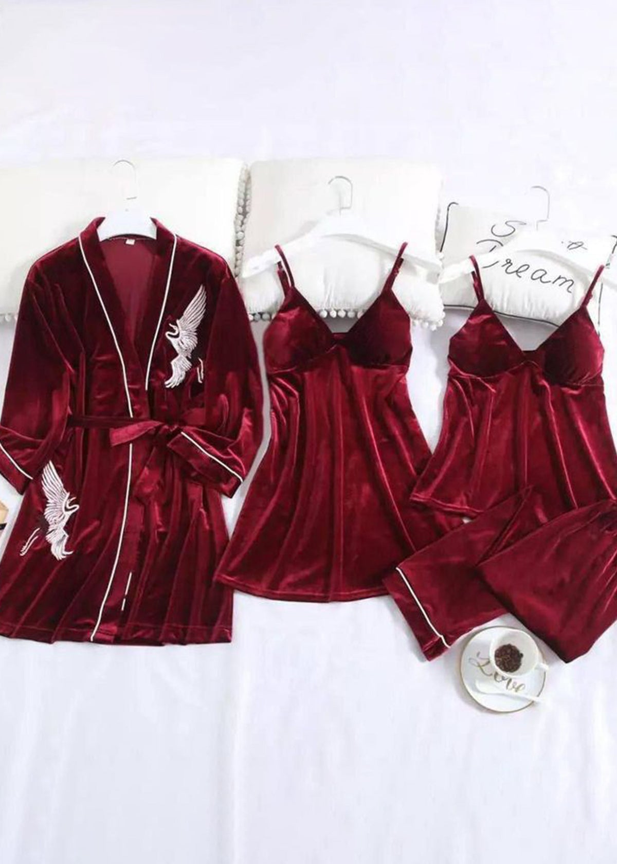 velvet embroidered set 4 pc